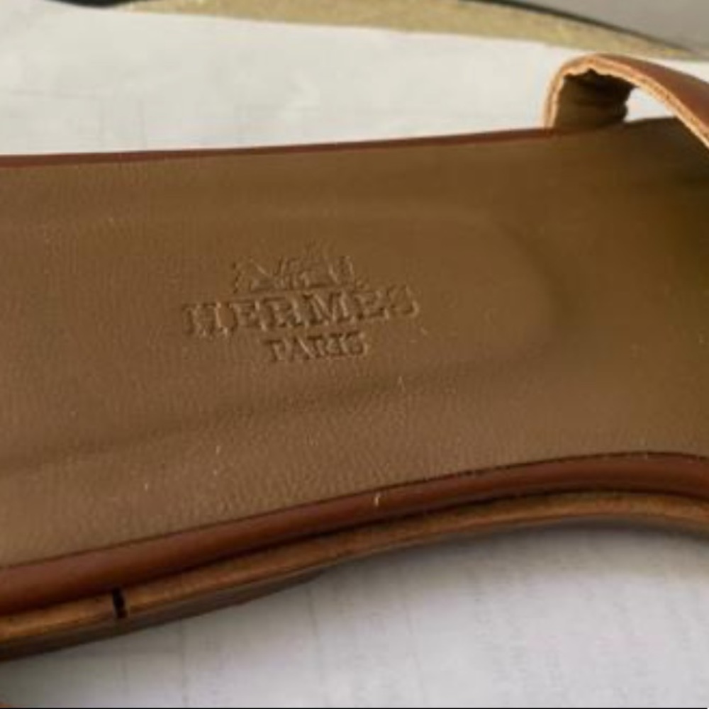 Hermes Omaha Slides - Picture 2 of 14